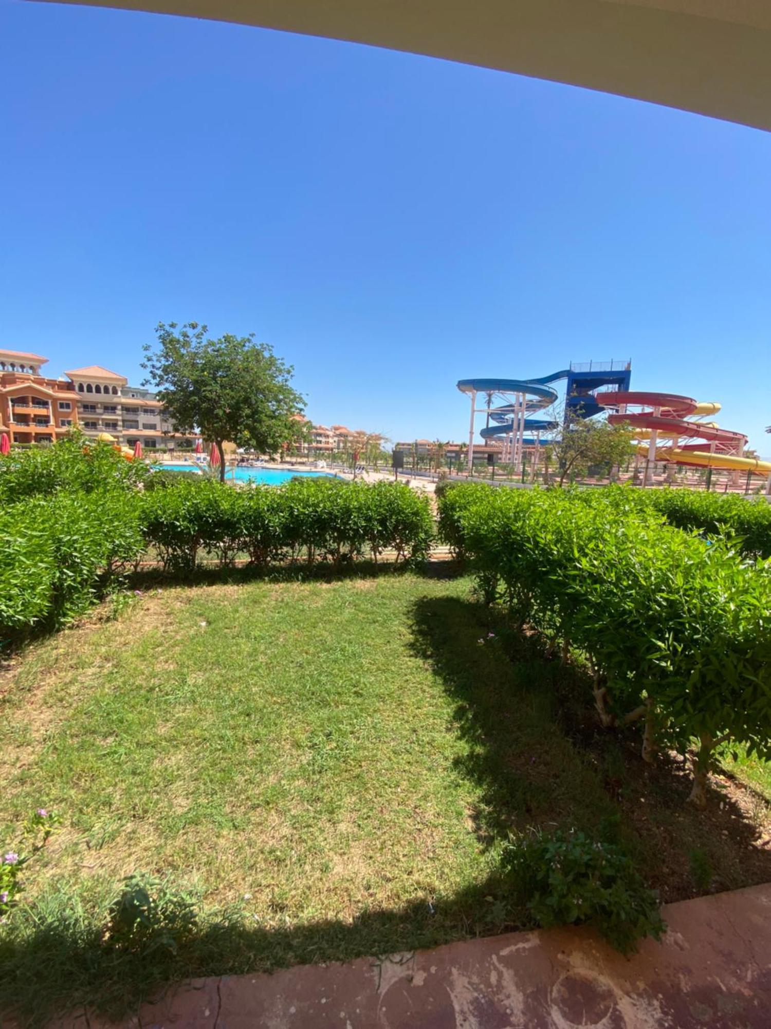 One-Bedroom Apartment Garden