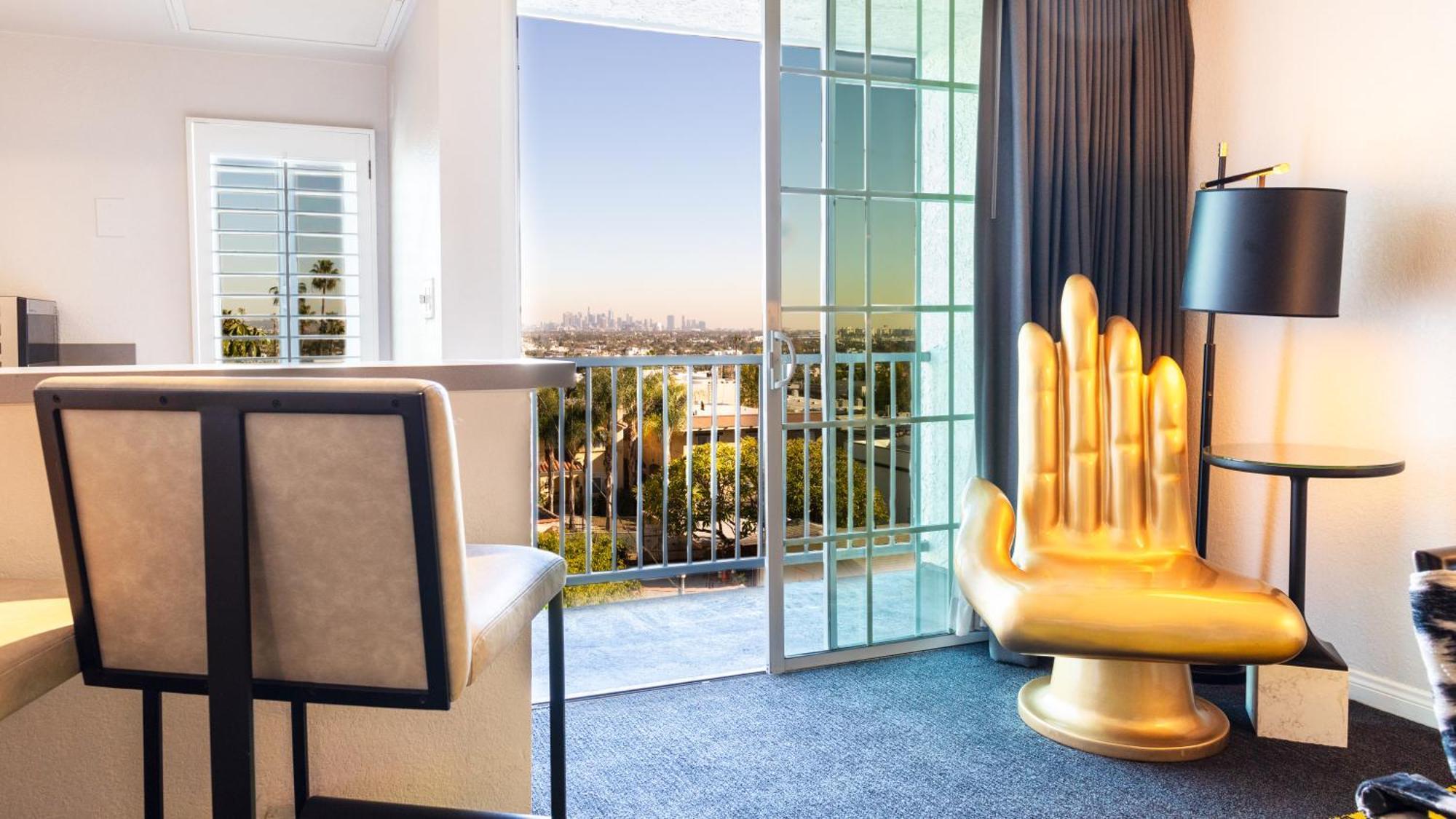 Premier King Suite with Balcony,1742599710:JPEG