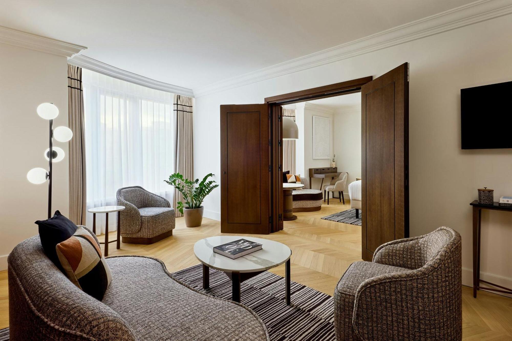 Suite King Ambassador