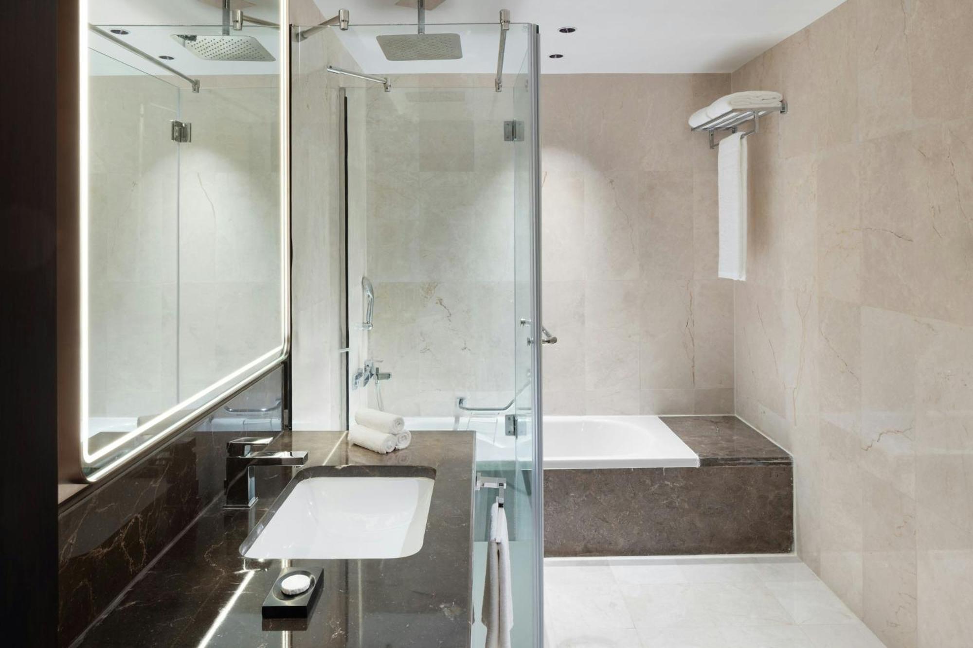 Suite King Executive con Vista Città e Accesso Lounge