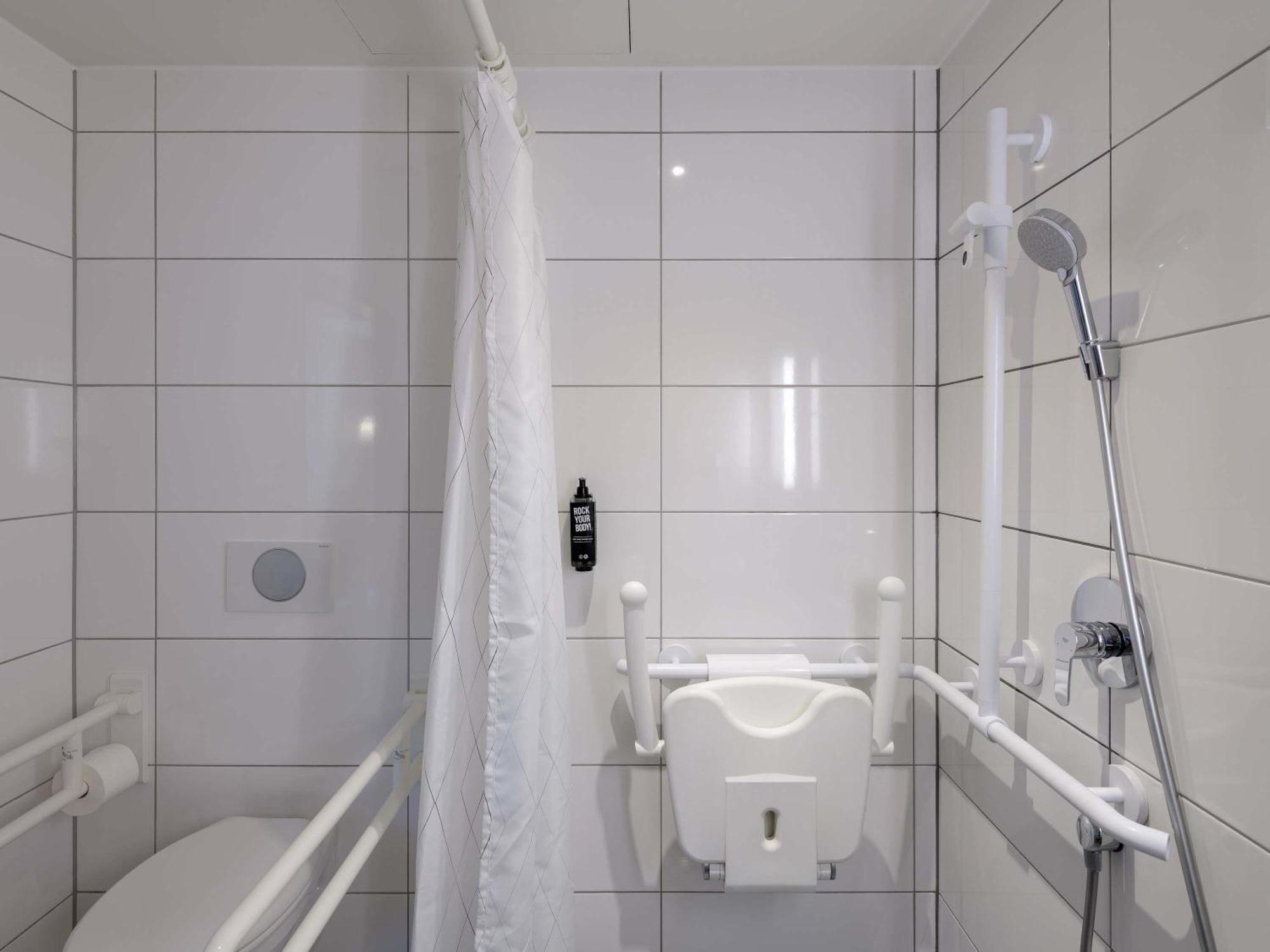 Double Room - Disability Access,1742898435:JPEG