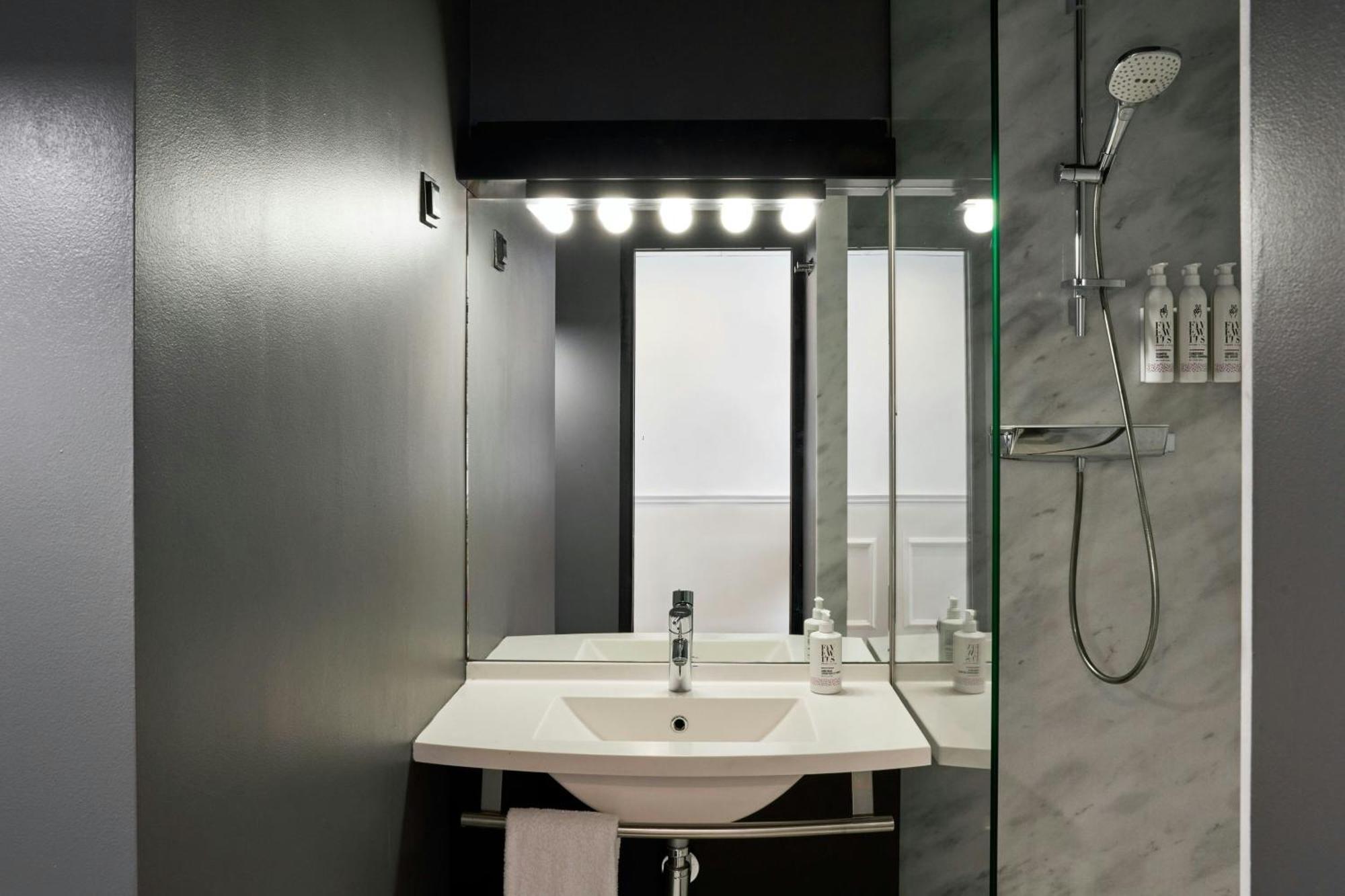 Camera Moxy Doppia con Letti Singoli