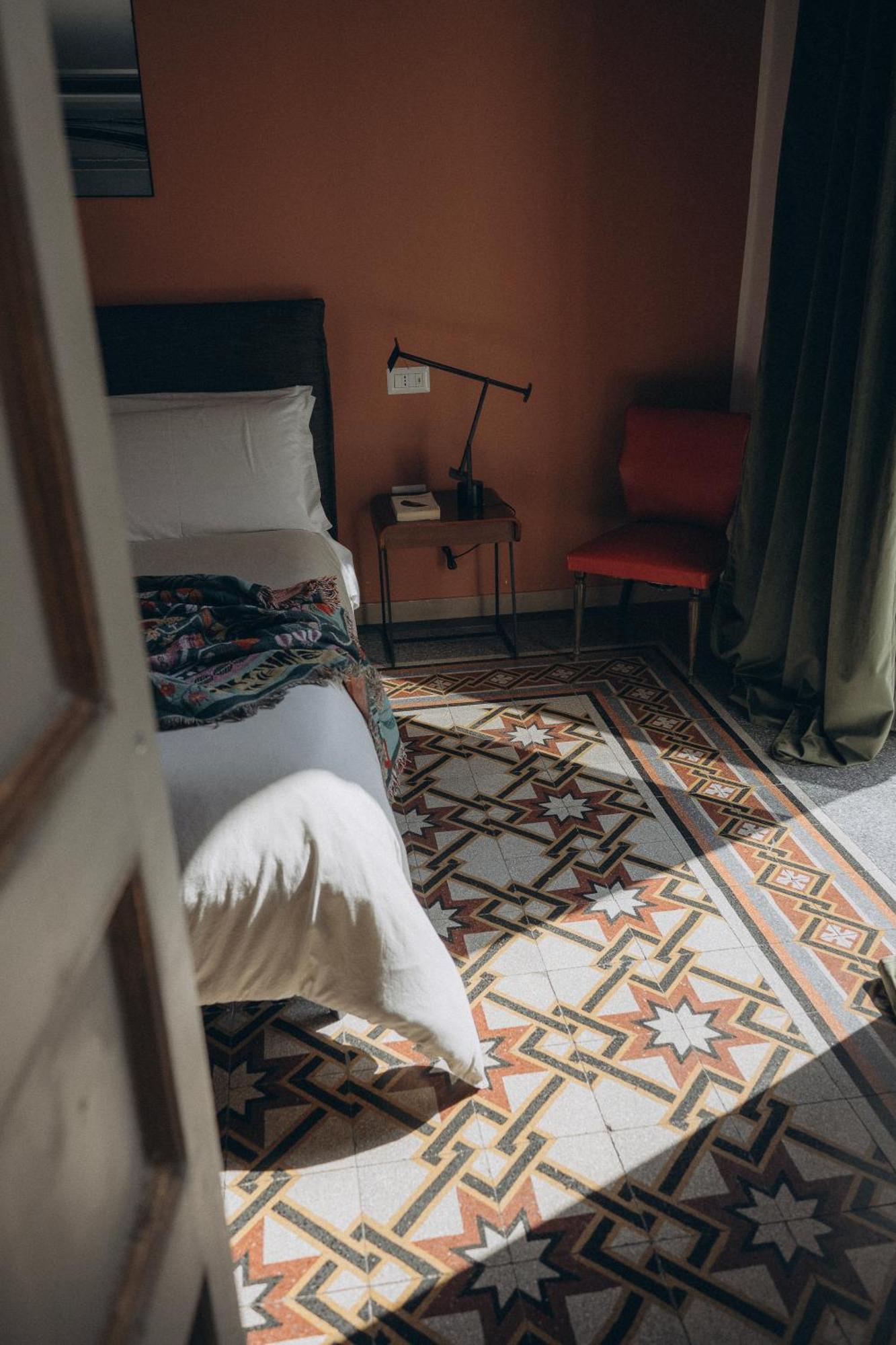 Double Room with Private Bathroom,1756816351:JPEG