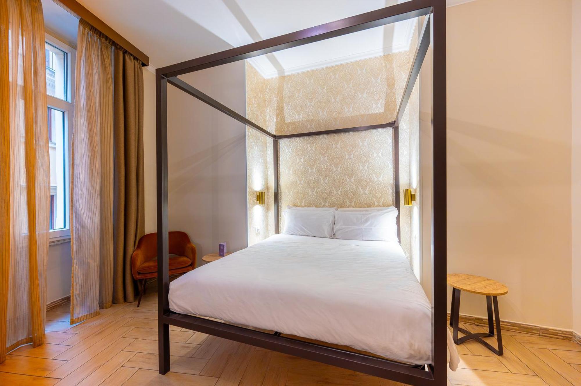 Classic Triple Room,1758346647:JPEG