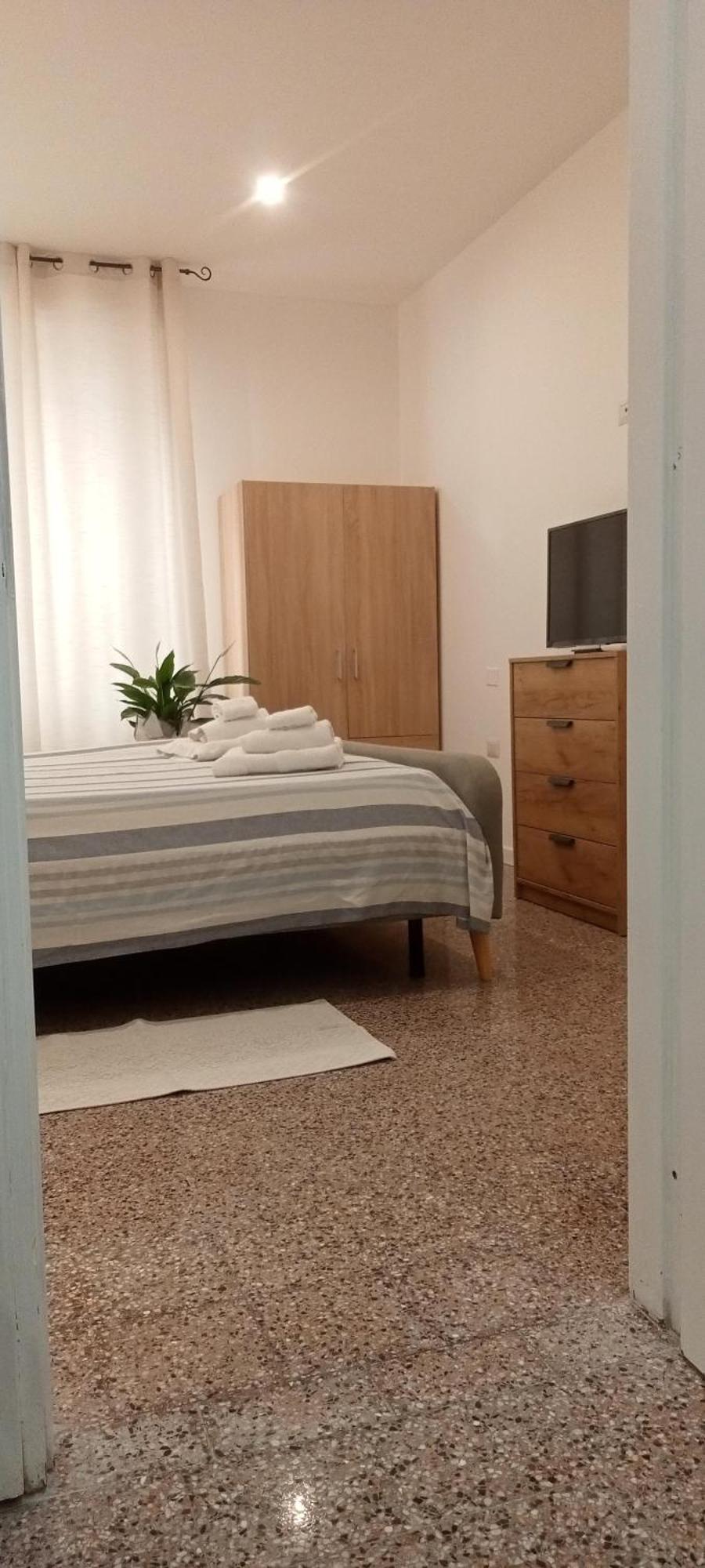 One-Bedroom Standard Apartment
