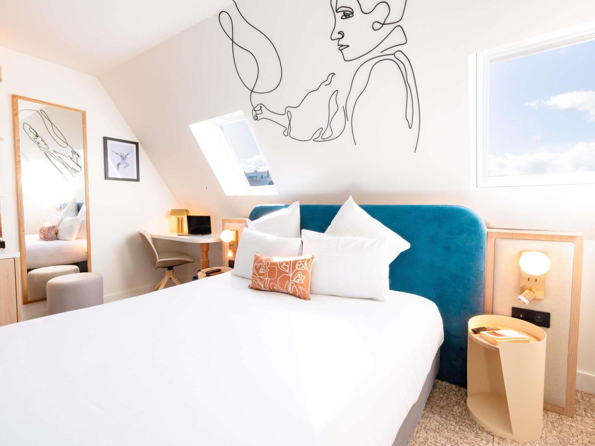 Renovated Classic Room,1758528907:JPEG