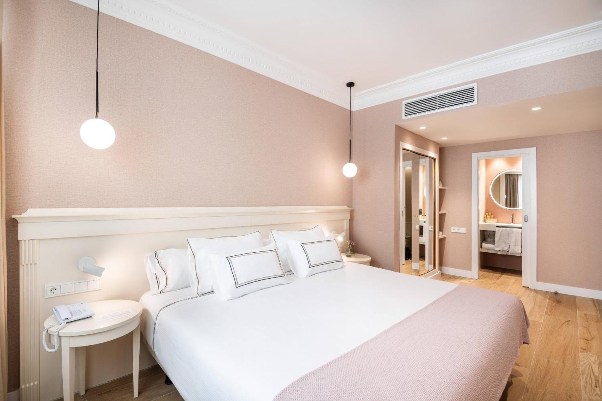 Premium Room,1758532508:JPEG