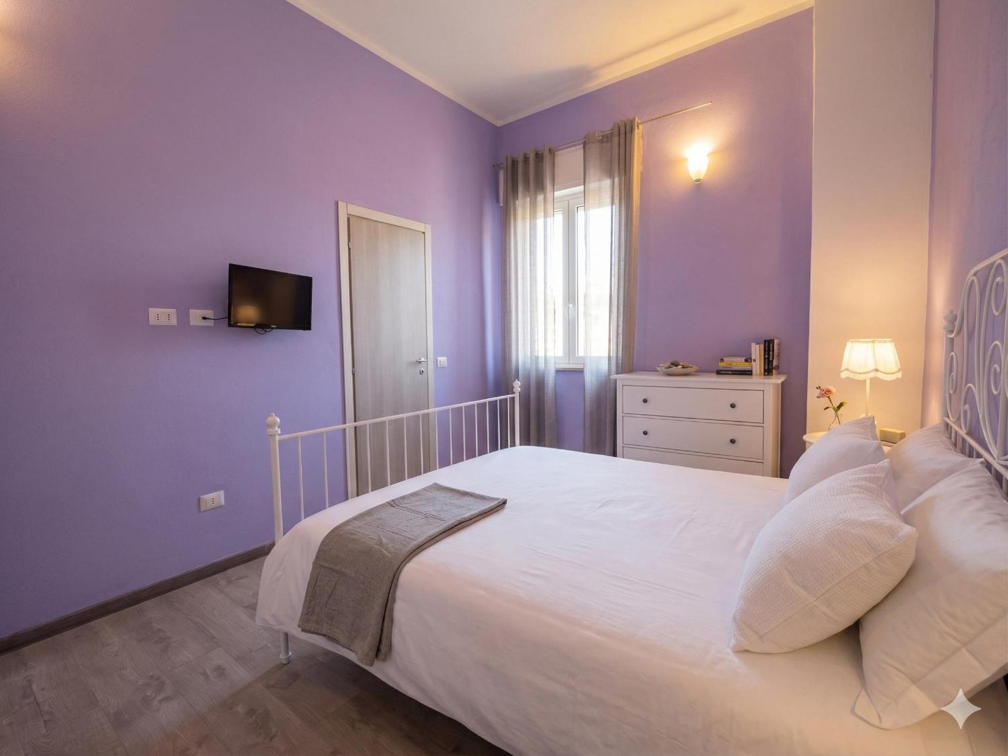 Double Room,1765562339:JPEG