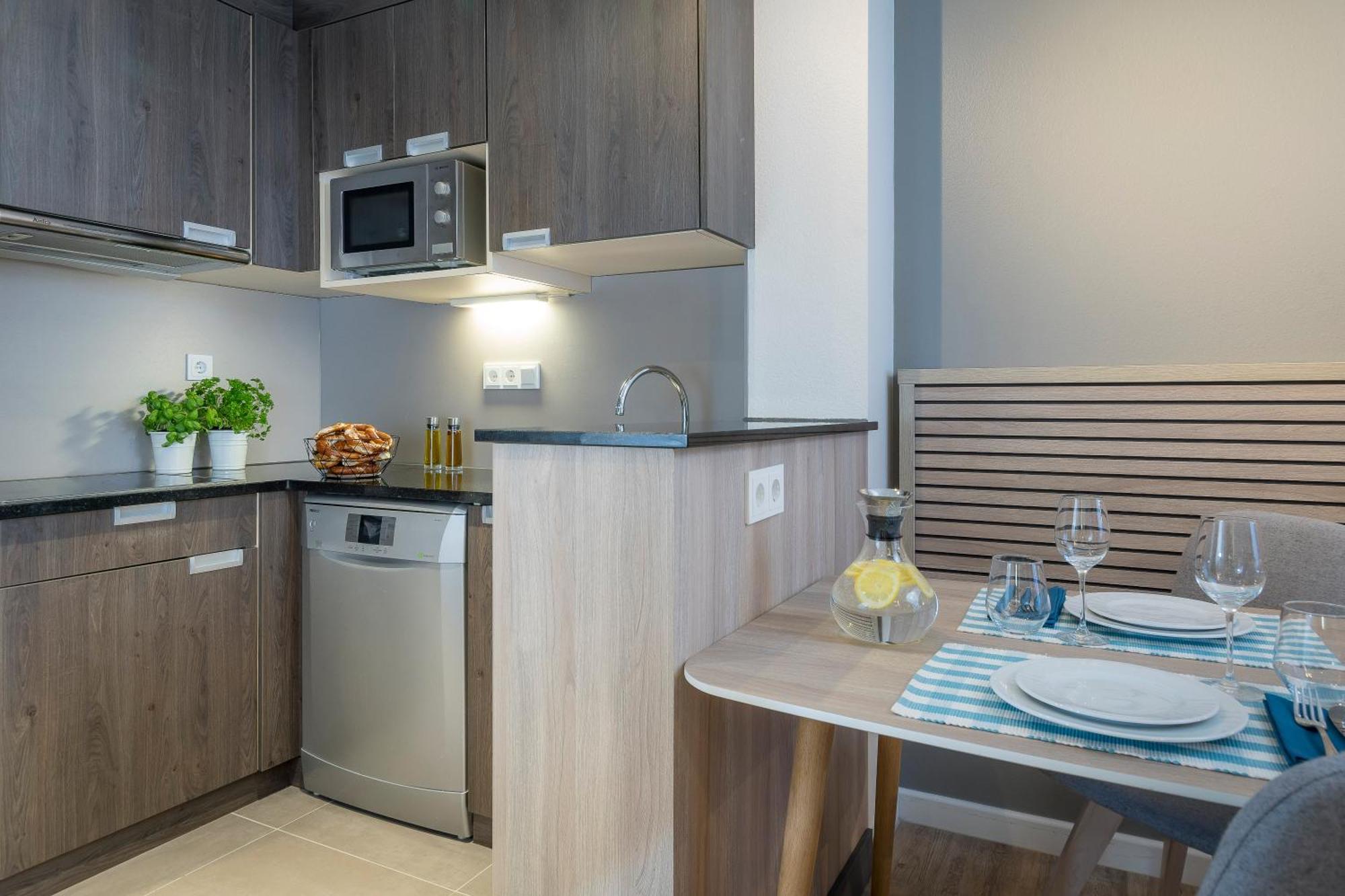 Two-Bedroom Apartment,1765818570:JPEG