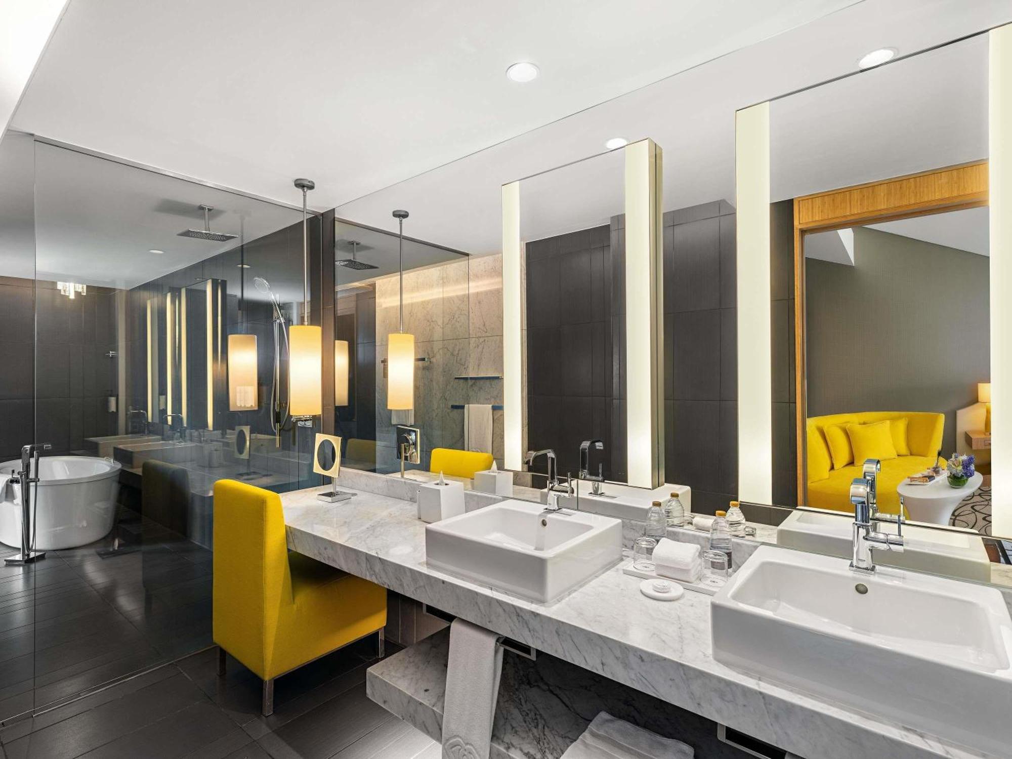 Appartamento Monolocale Luxury con Vista sul Burj Khalifa