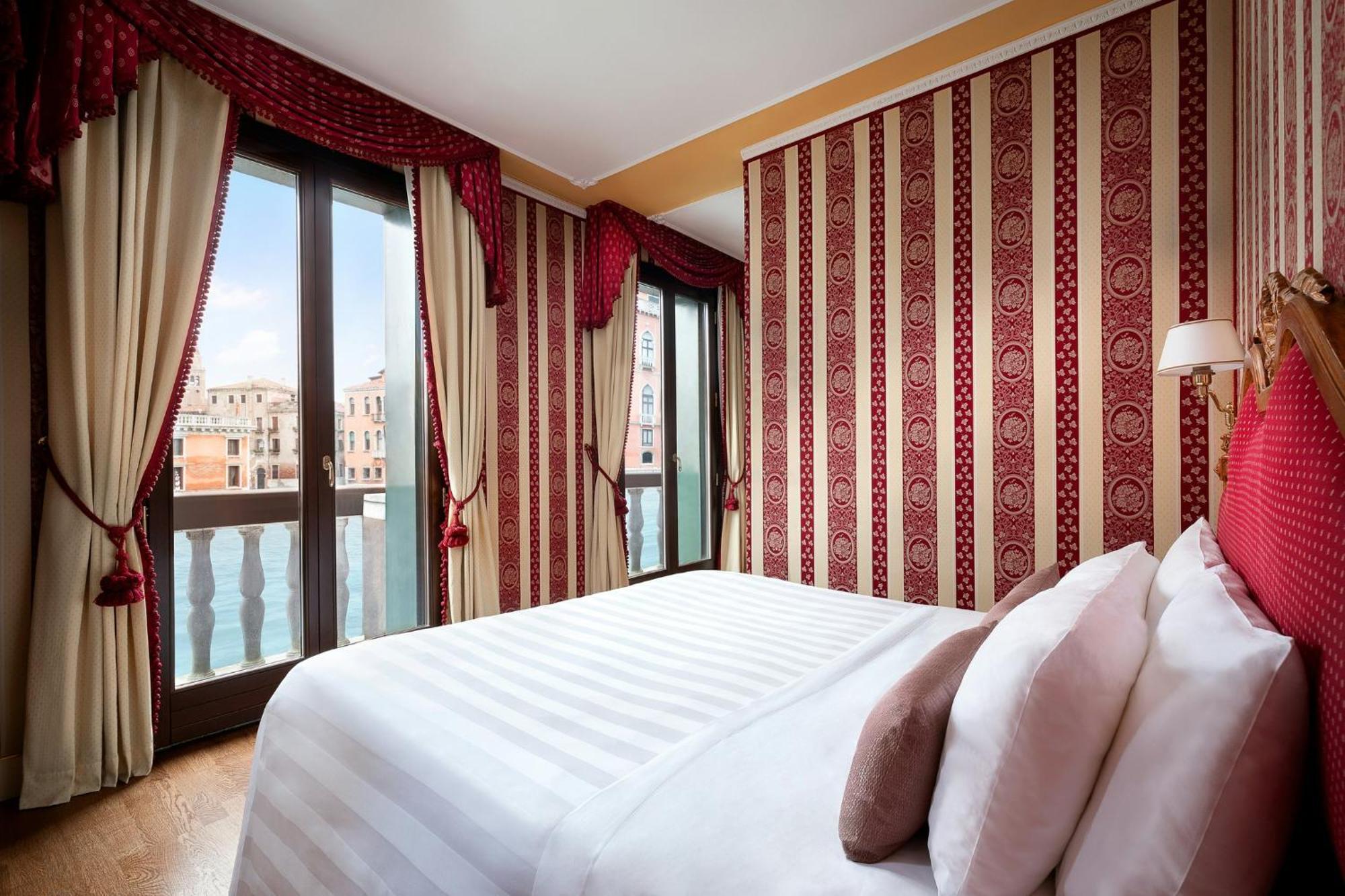Suite Deluxe con Vista Canal Grande