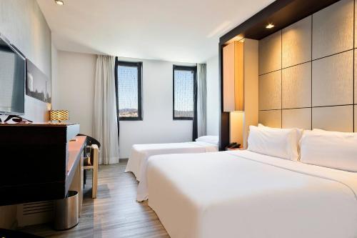 Camera Matrimoniale Standard con Letto Supplementare