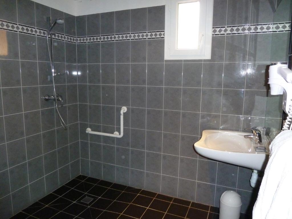 Two-Bedroom Family Suite (5 Adults),1279174795:JPEG