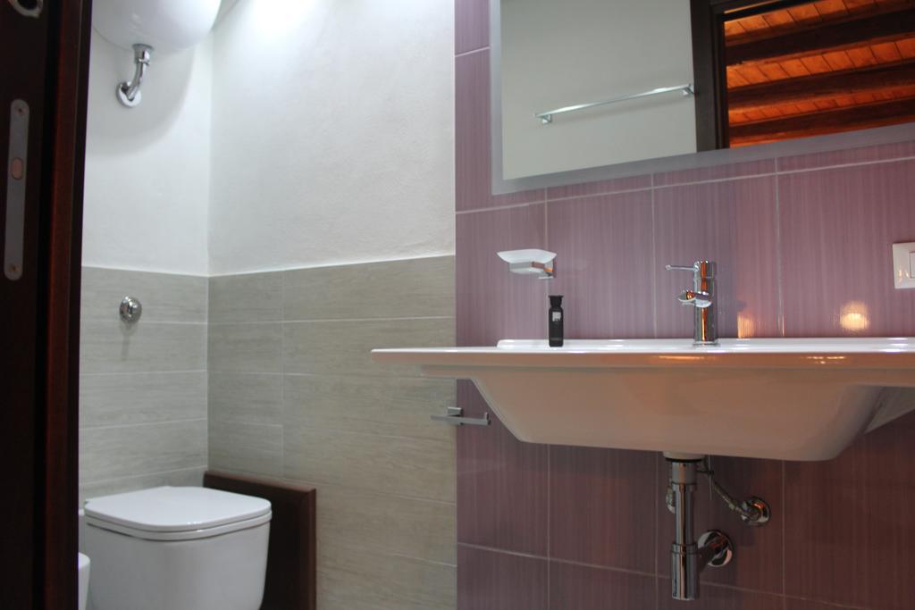 Double Room with Balcony,195907174:JPEG