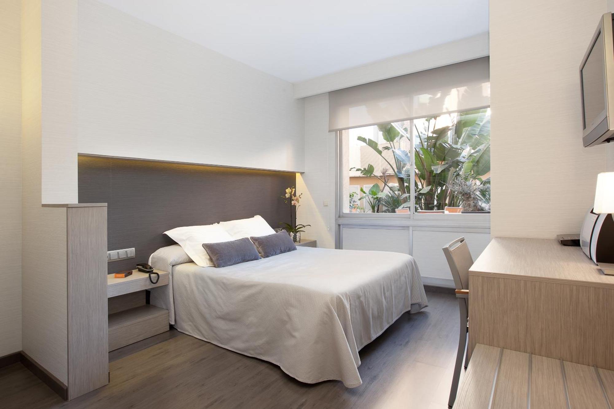 Standard Double or Twin Room with Garden View,960906874:JPEG