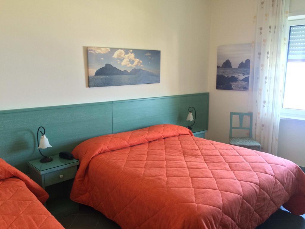 Triple Room Sea View