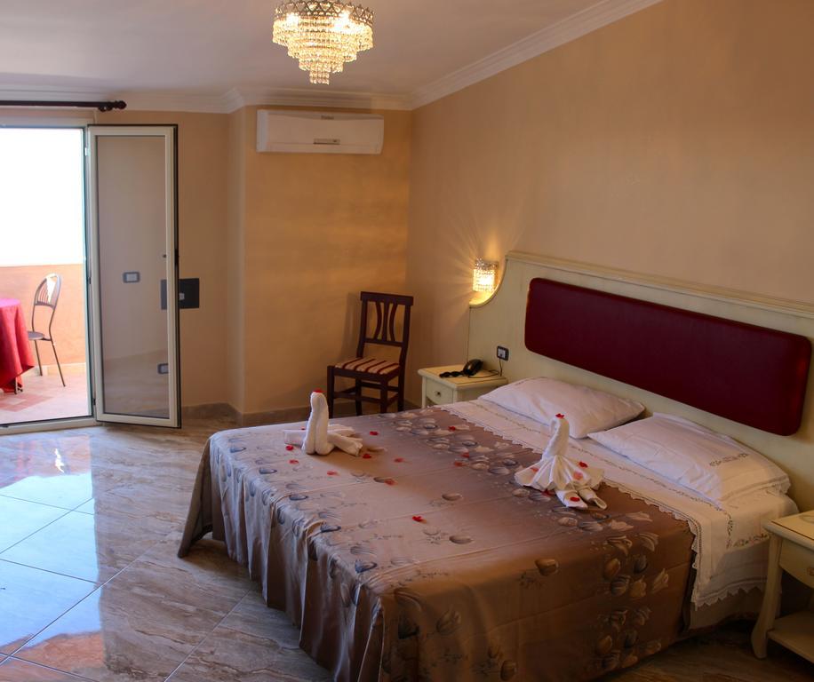 Deluxe Double Room with Sea View,217252394:JPEG