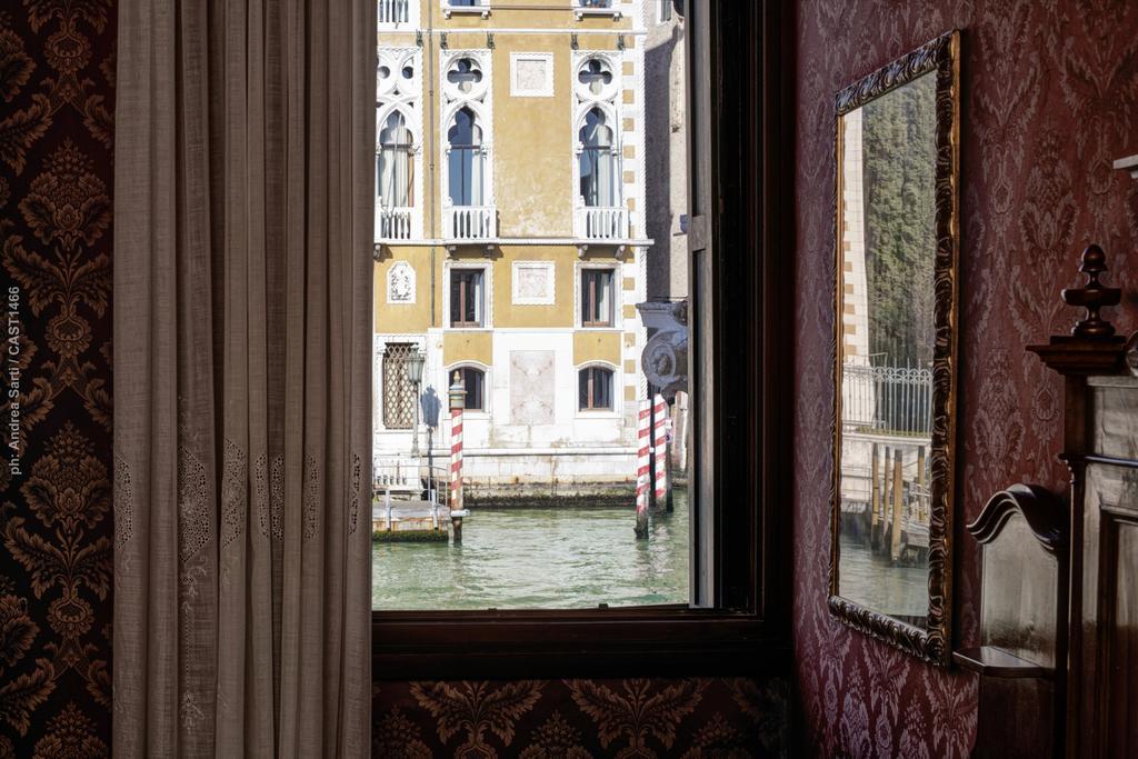Large Quadruple Room with Canal View,239126321:JPEG