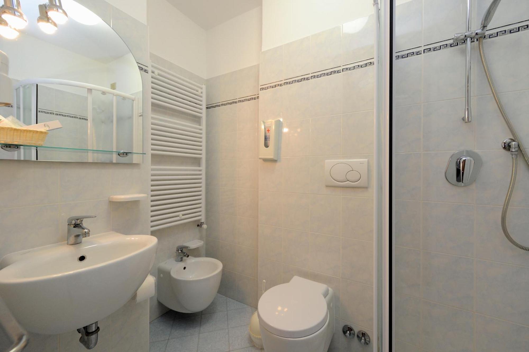 Classic Double Room with Balcony,247939977:JPEG