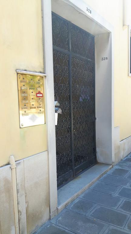 Camera Doppia con Letti Singoli con Doccia
