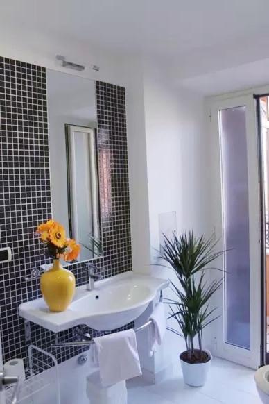 Double Room with Balcony,279047437:JPEG