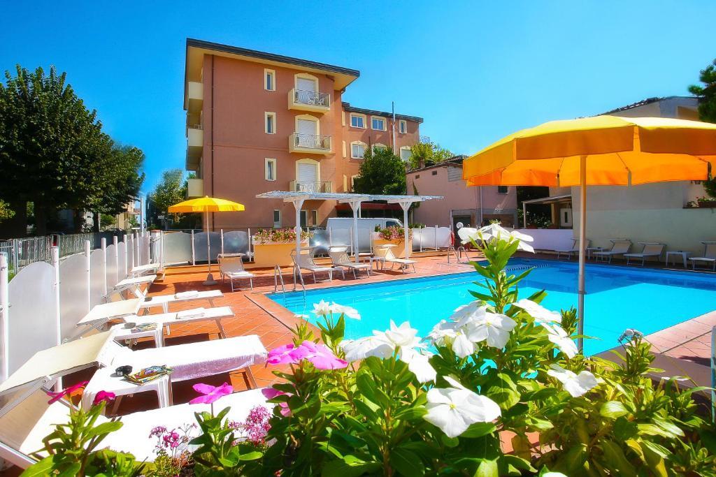 Appartamento con 2 Camere da Letto e Balcone