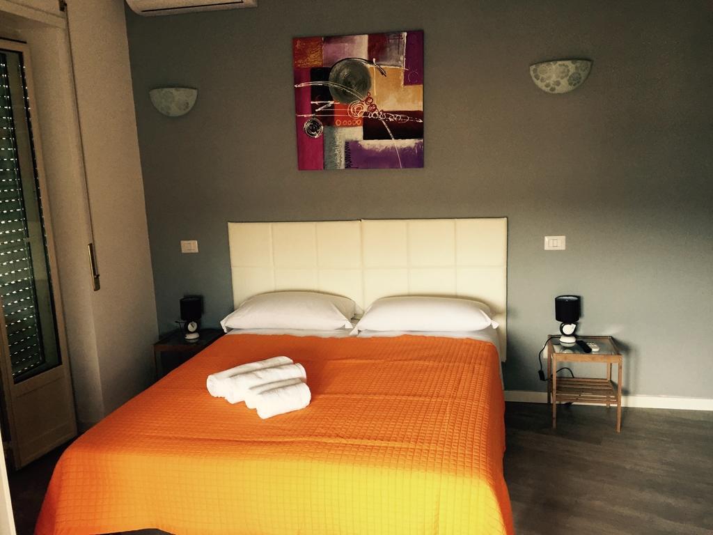 Double or Twin Room with Private Bathroom,319983453:JPEG
