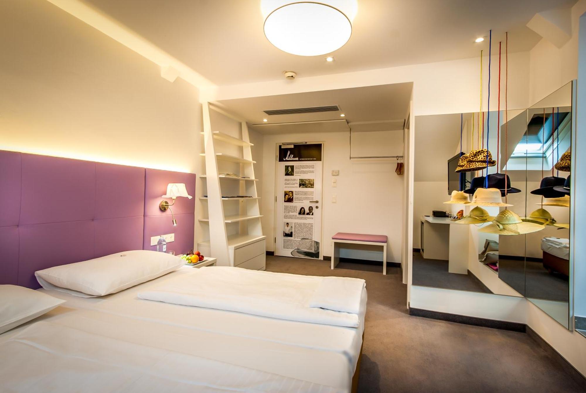 Classic Double Room,908624908:JPEG