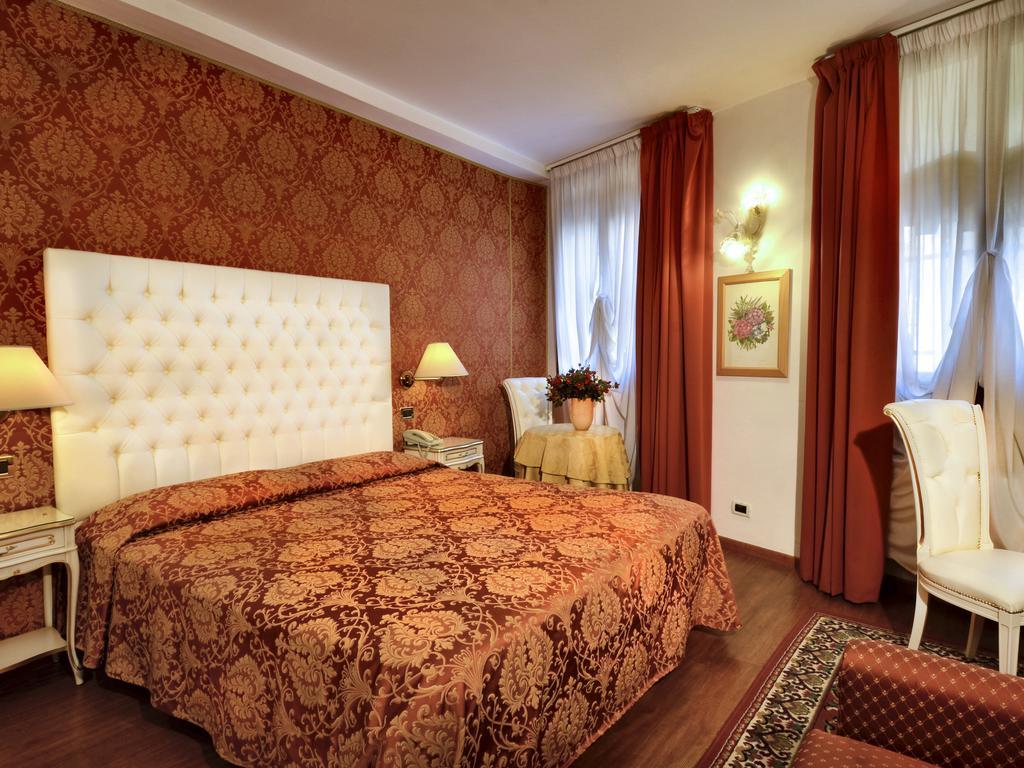 Double or Twin Room,1188061960:JPEG