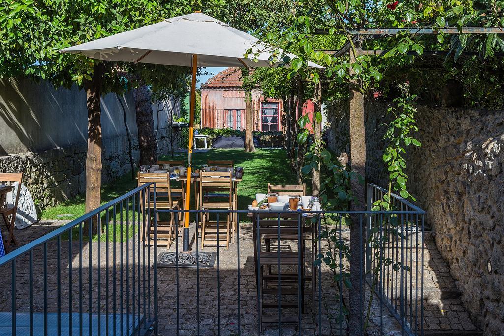 Camera Familiare con Vista Giardino