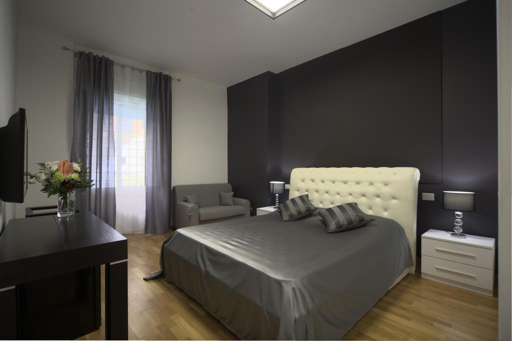 Deluxe Double Room with Shower,1758406534:JPEG