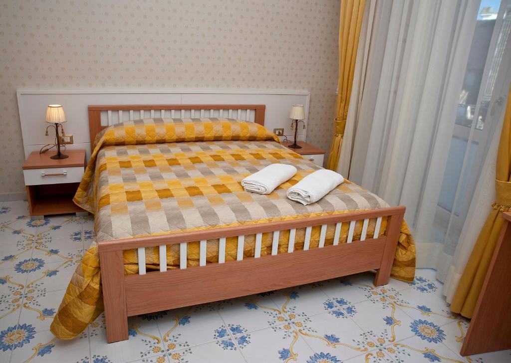 Double Room,47363137:JPEG