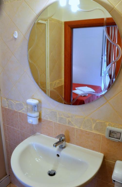 Double or Twin Room,81235944:JPEG
