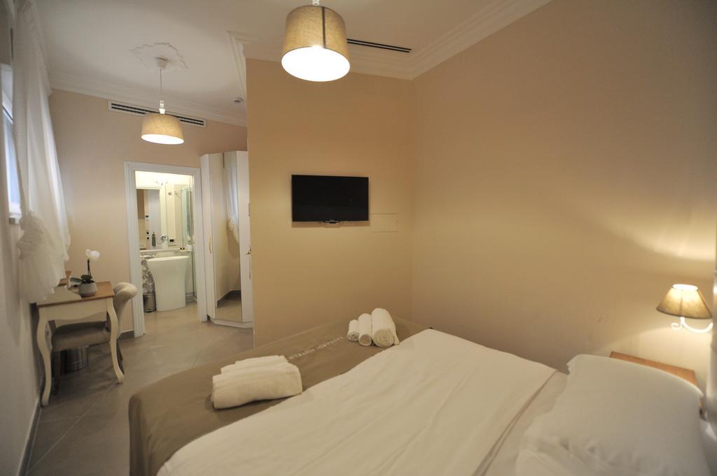 Economy Double or Twin Room,377990677:JPEG