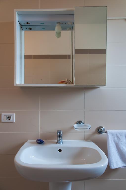 One-Bedroom Apartment with Balcony,382578940:JPEG