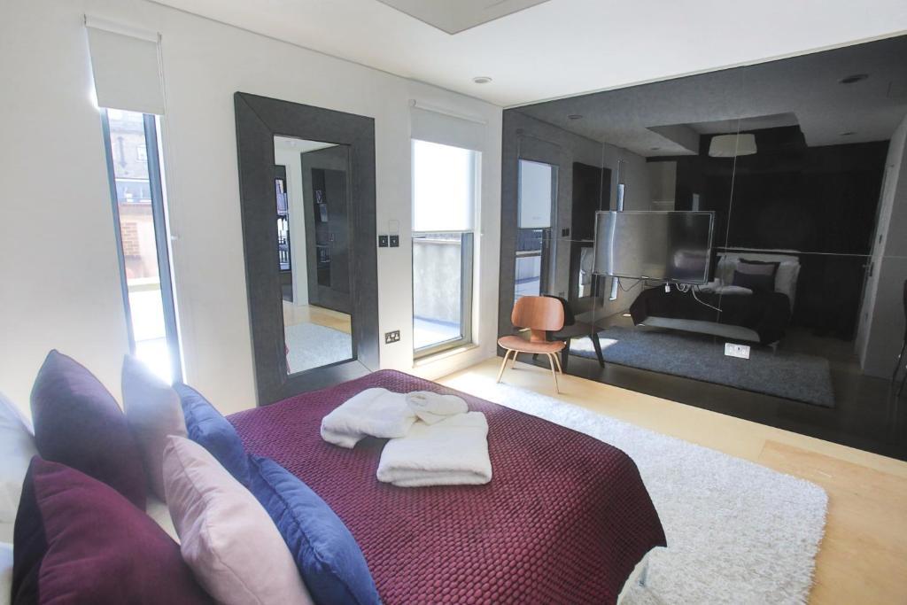 Suite with Terrace,39212821:JPEG