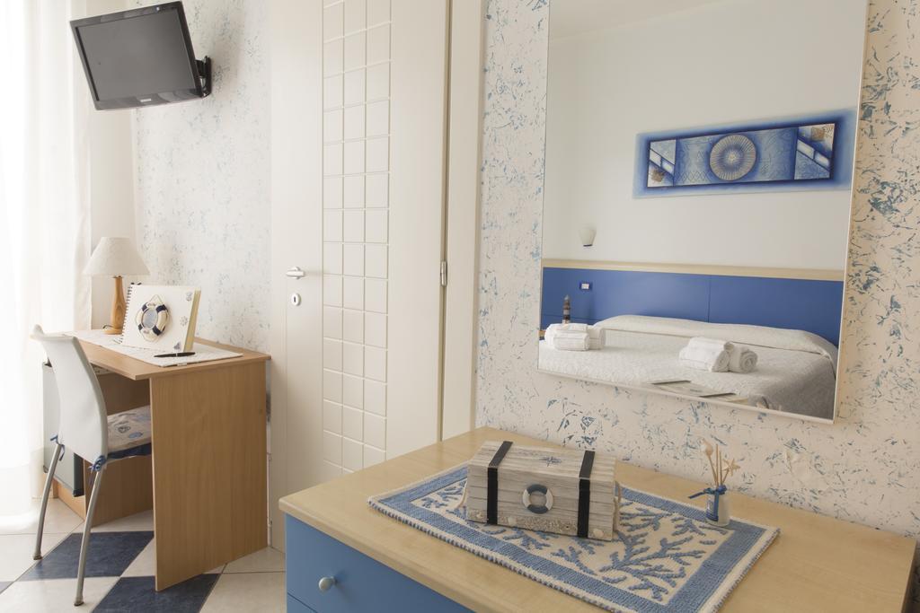 Double or Twin Room Balcony