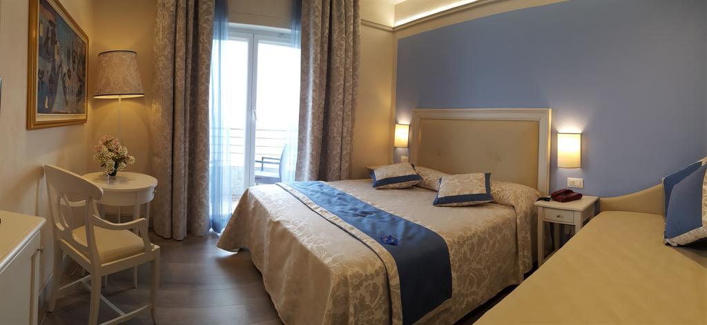 Superior Double or Twin Room with Sea View