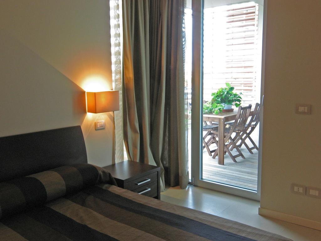 Two-Bedroom Apartment,434691489:JPEG