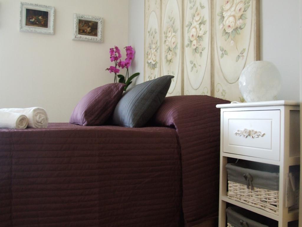 Double Room with Private Bathroom,435594651:JPEG