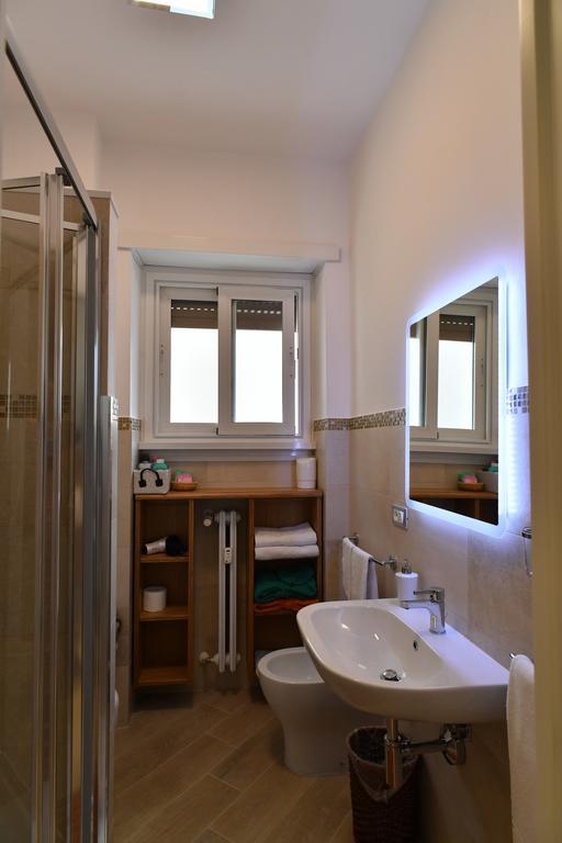 Double Room,694009668:JPEG