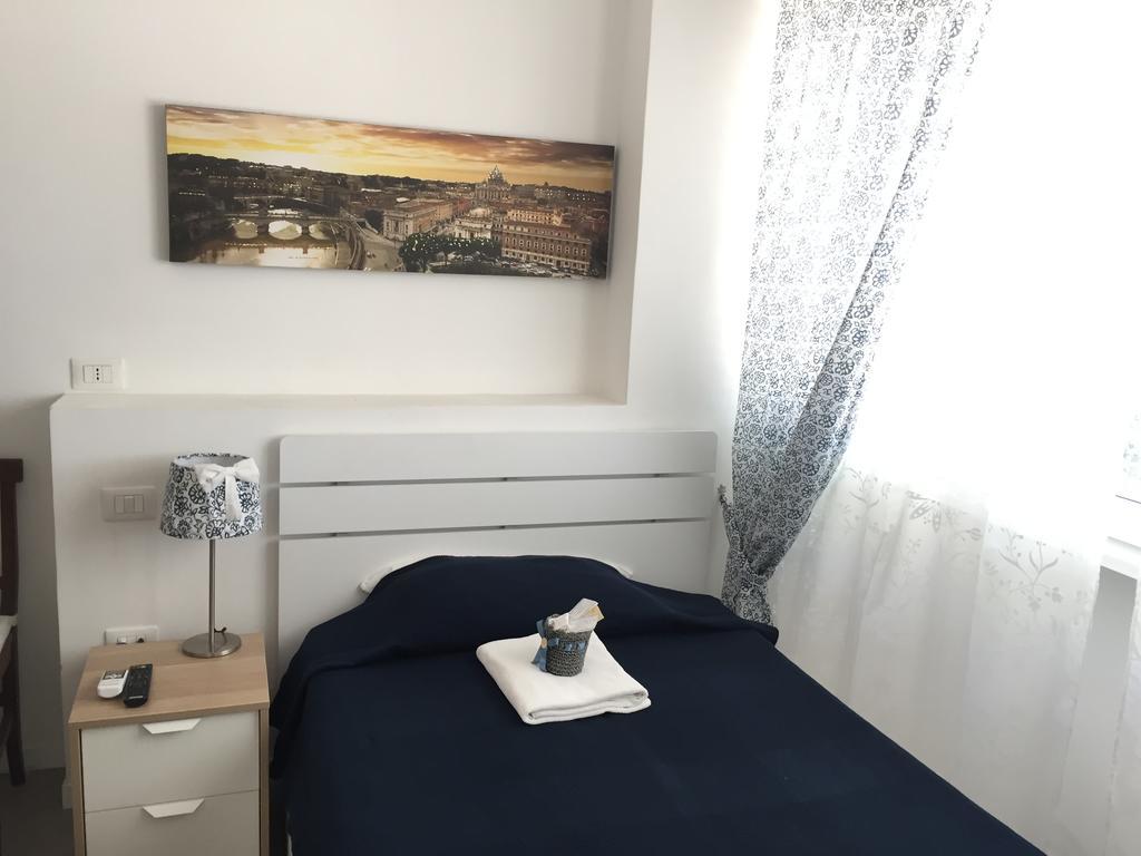 Standard Single Room,445051716:JPEG