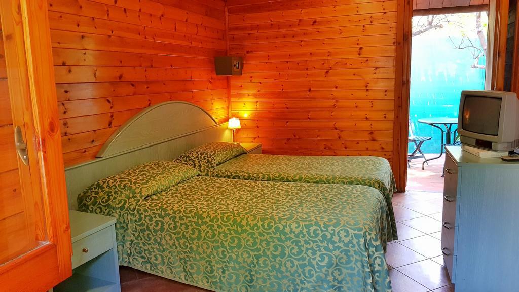 Bungalow Economy