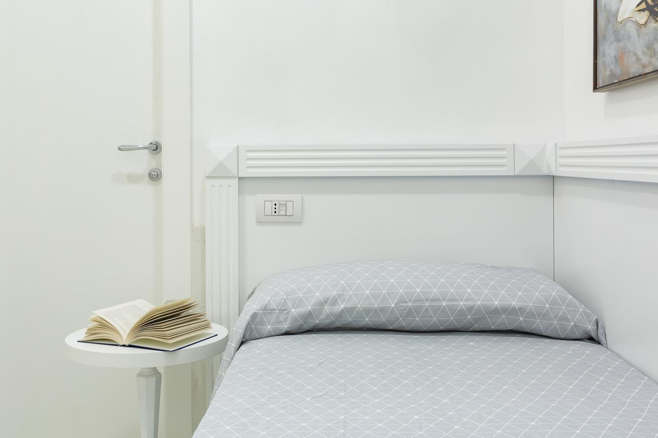 Single Room,506780292:JPEG