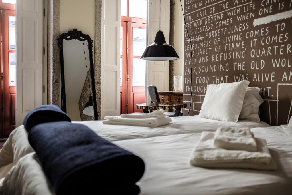 Twin Room with Shared Bathroom,52205708:JPEG