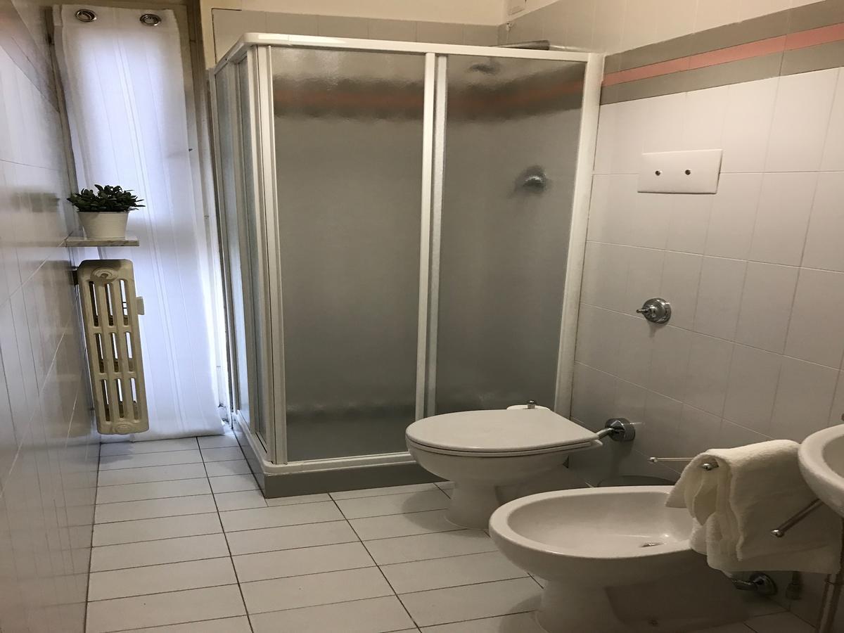 Camera Singola con Bagno Privato