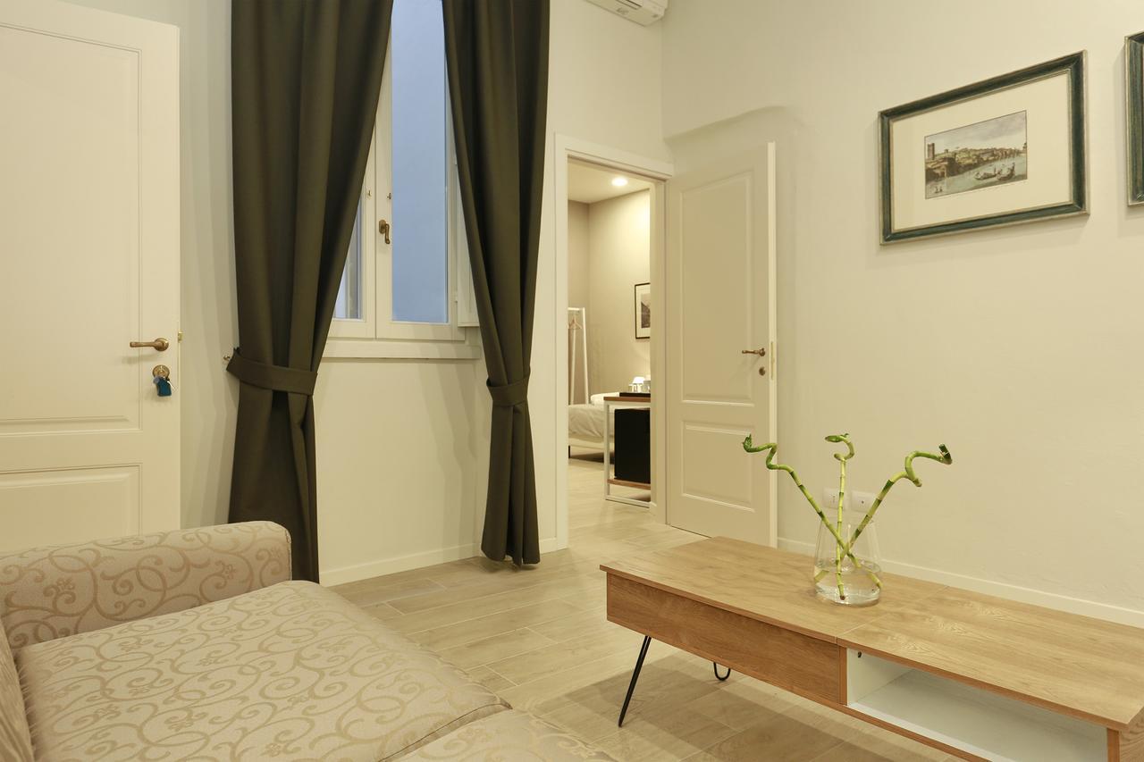 Family Room with Private Bathroom,526813467:JPEG
