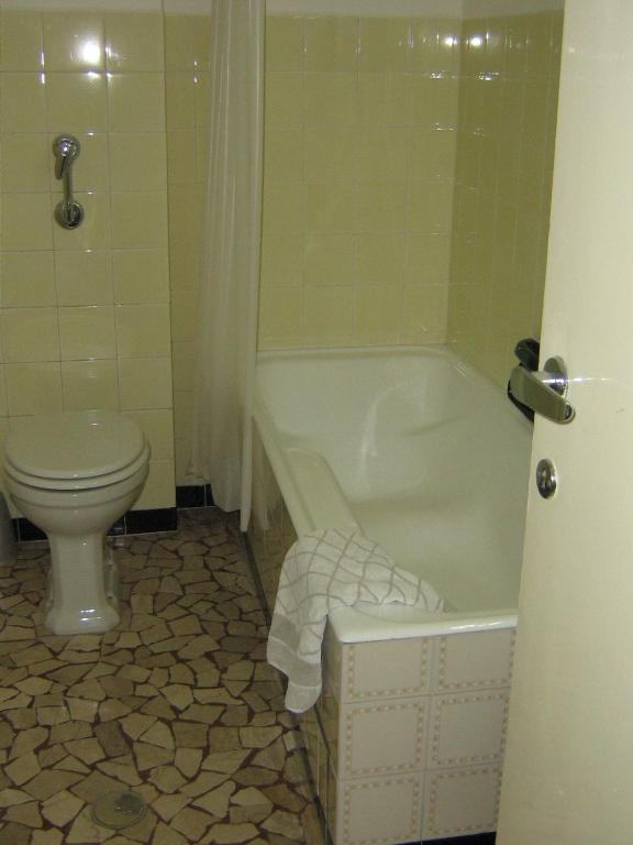 Camera Familiare con Bagno Privato