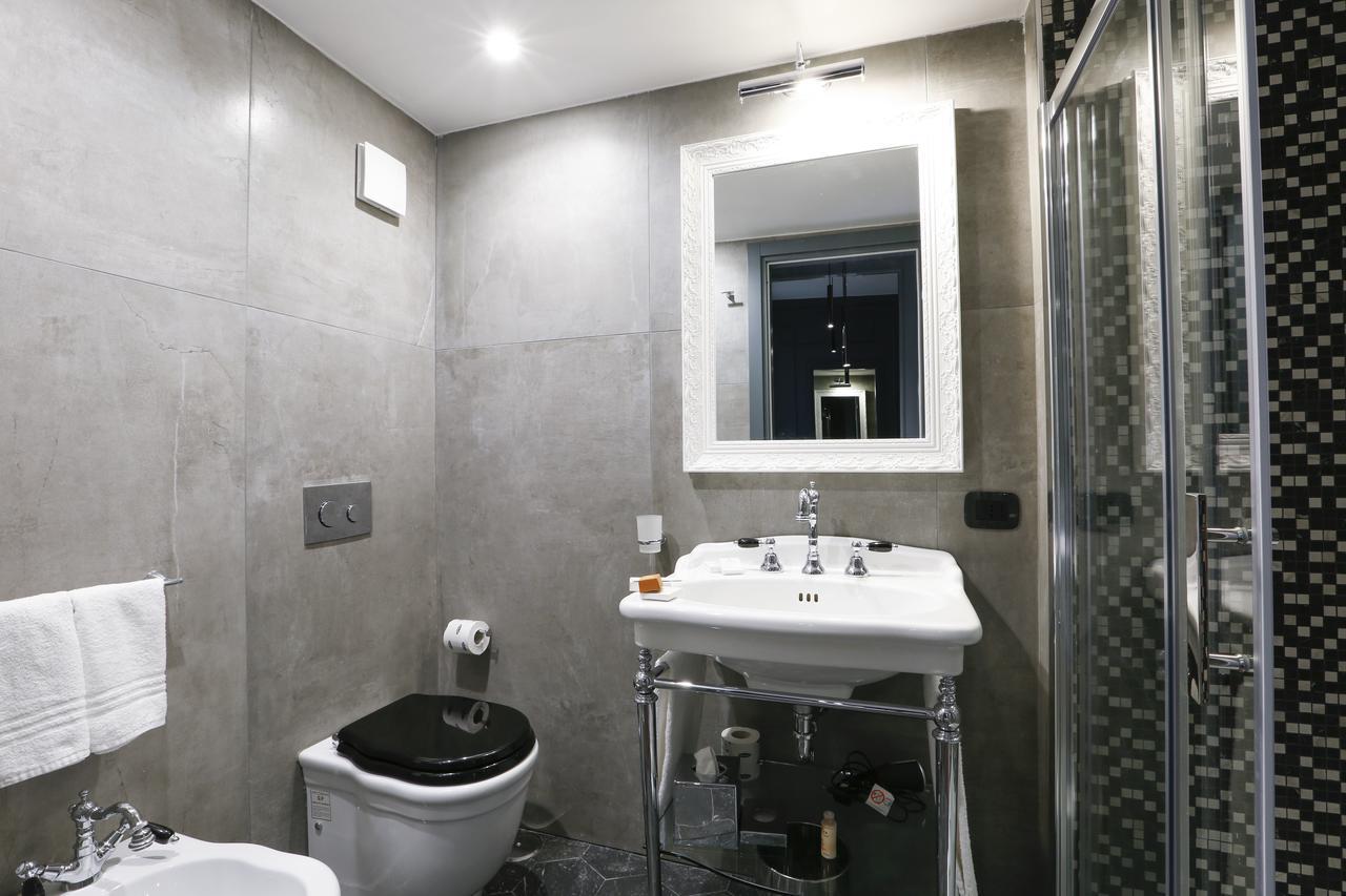 Deluxe Double Room with Spa Bath,535990929:JPEG