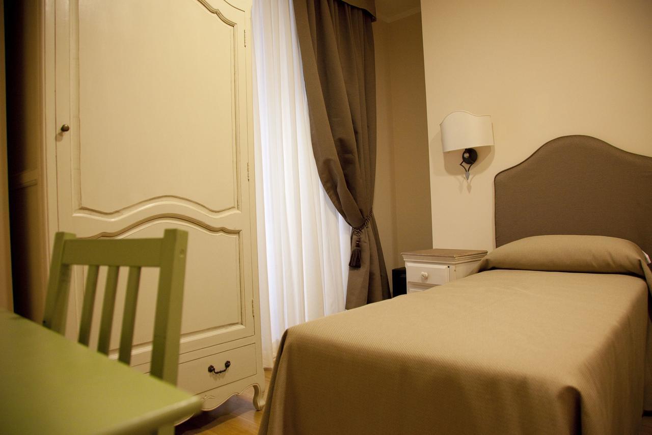 Double or Twin Room,1580593263:JPEG